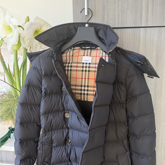 Burberry - Picture 12 of 15